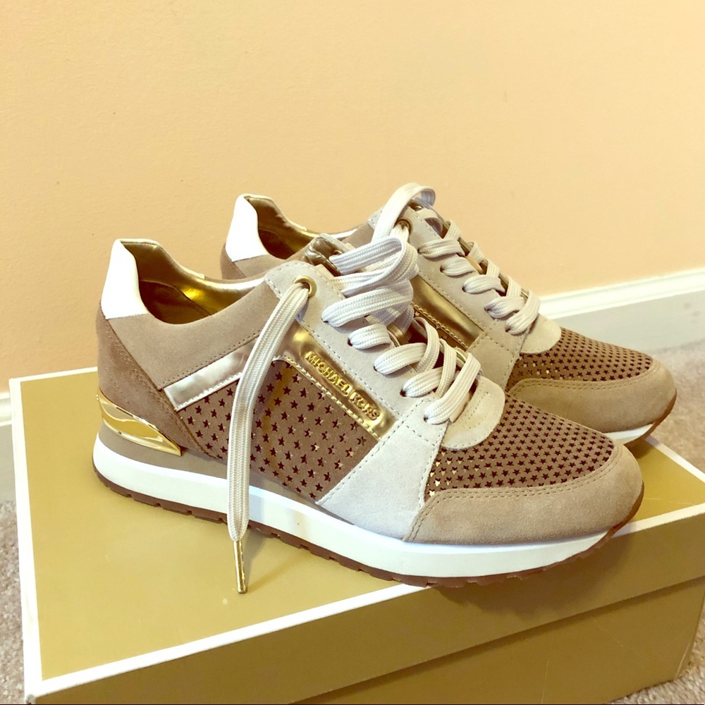 Michael Kors Khaki Sneakers ✨